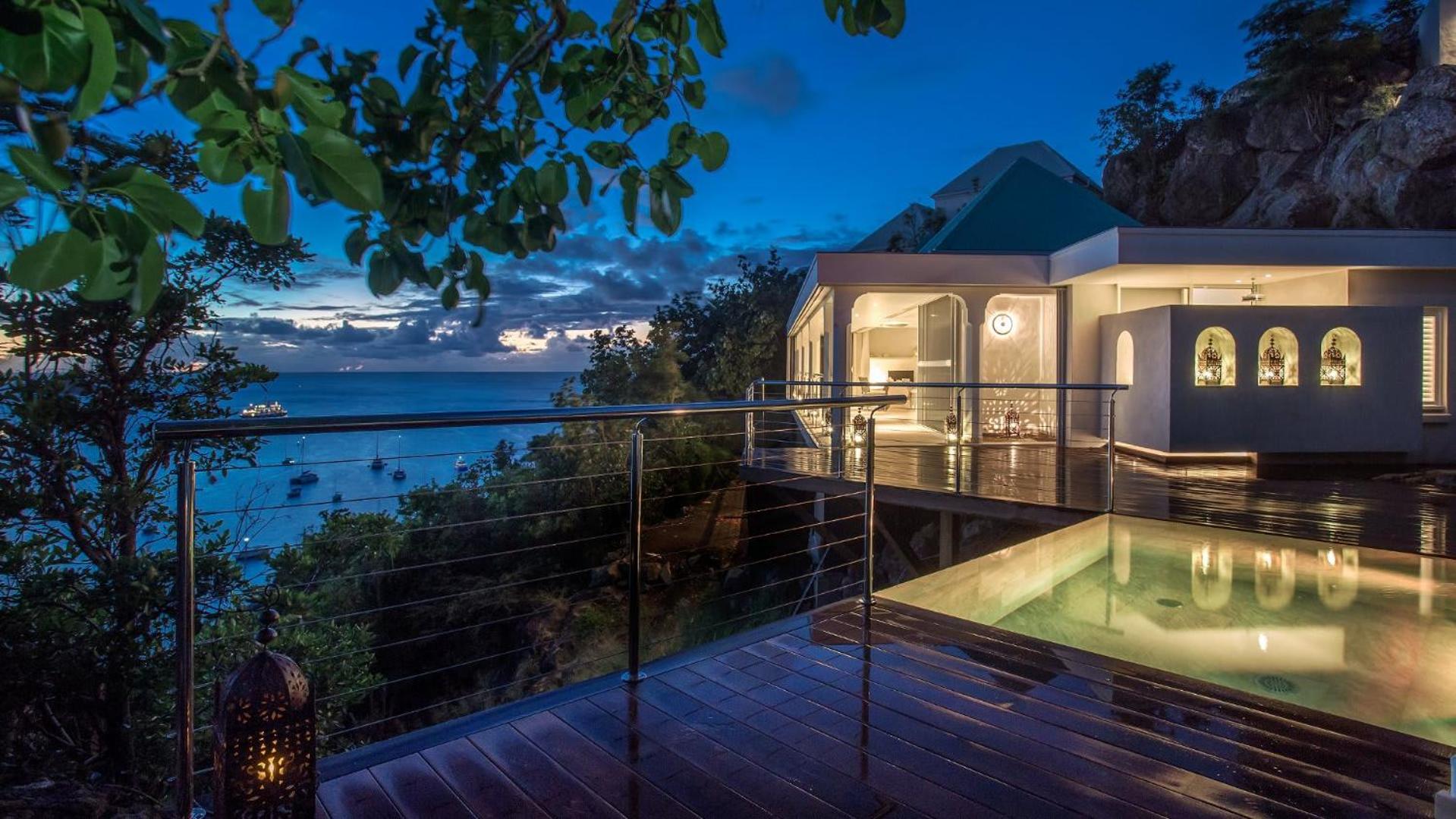 Oriental-inspired Villa in Ideal Area