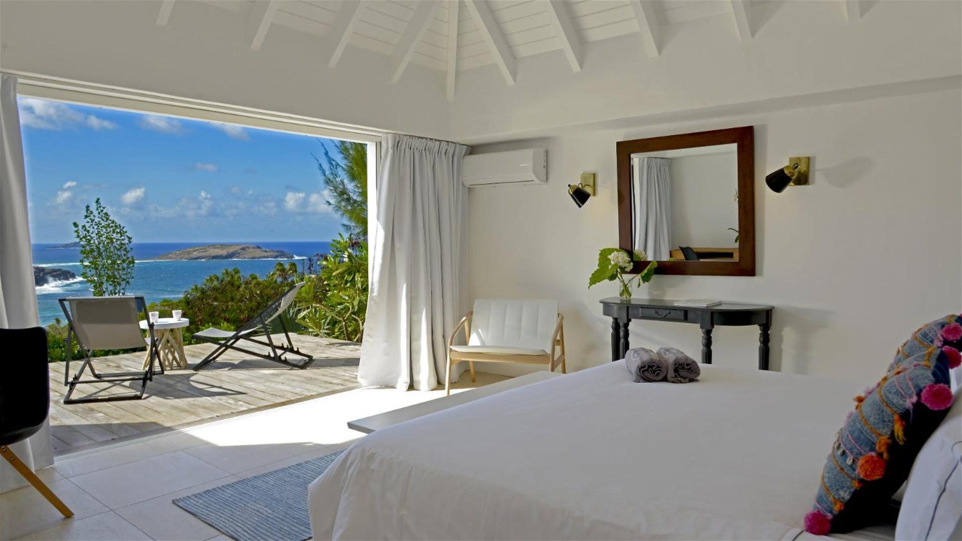 Ocean Deluxe Villa in Petit Cul de Sac