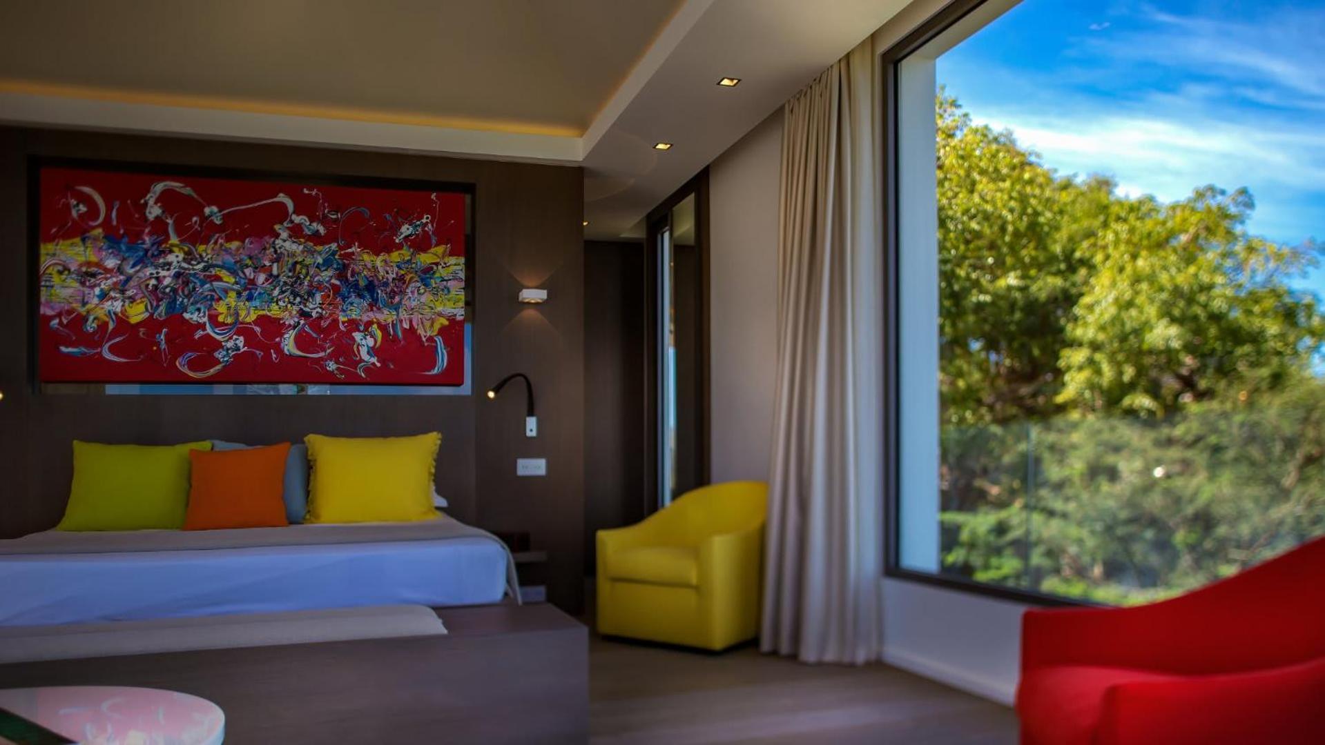 Prestigious Villa with a Splendid View