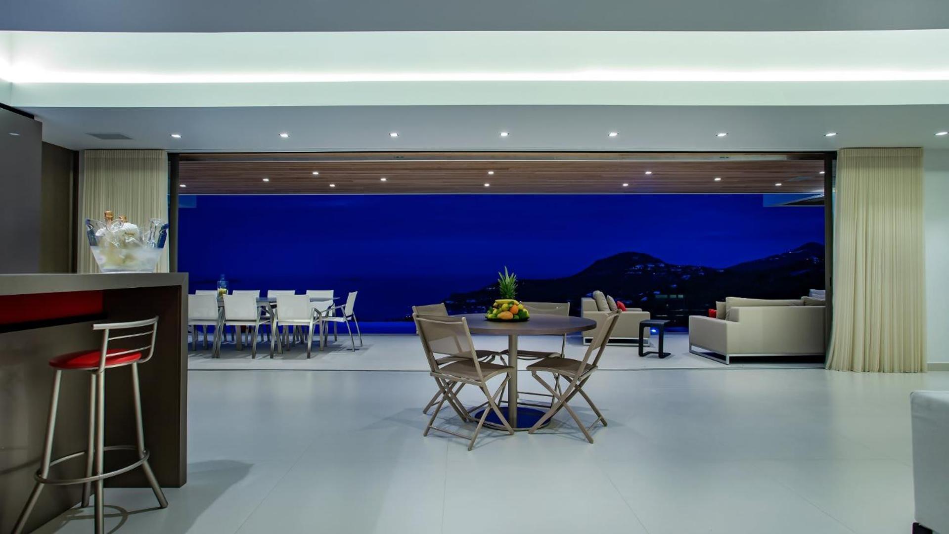 Prestigious Villa with a Splendid View