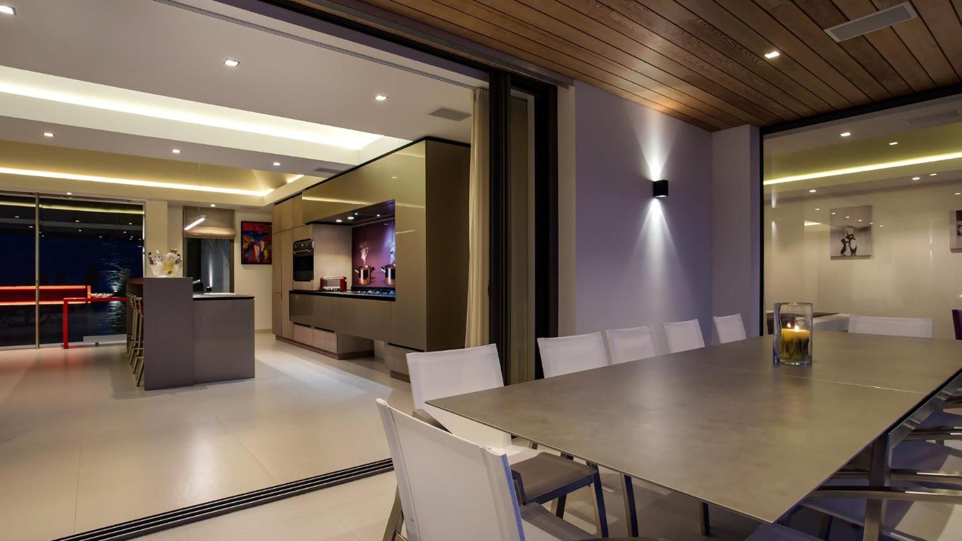 Prestigious Villa with a Splendid View