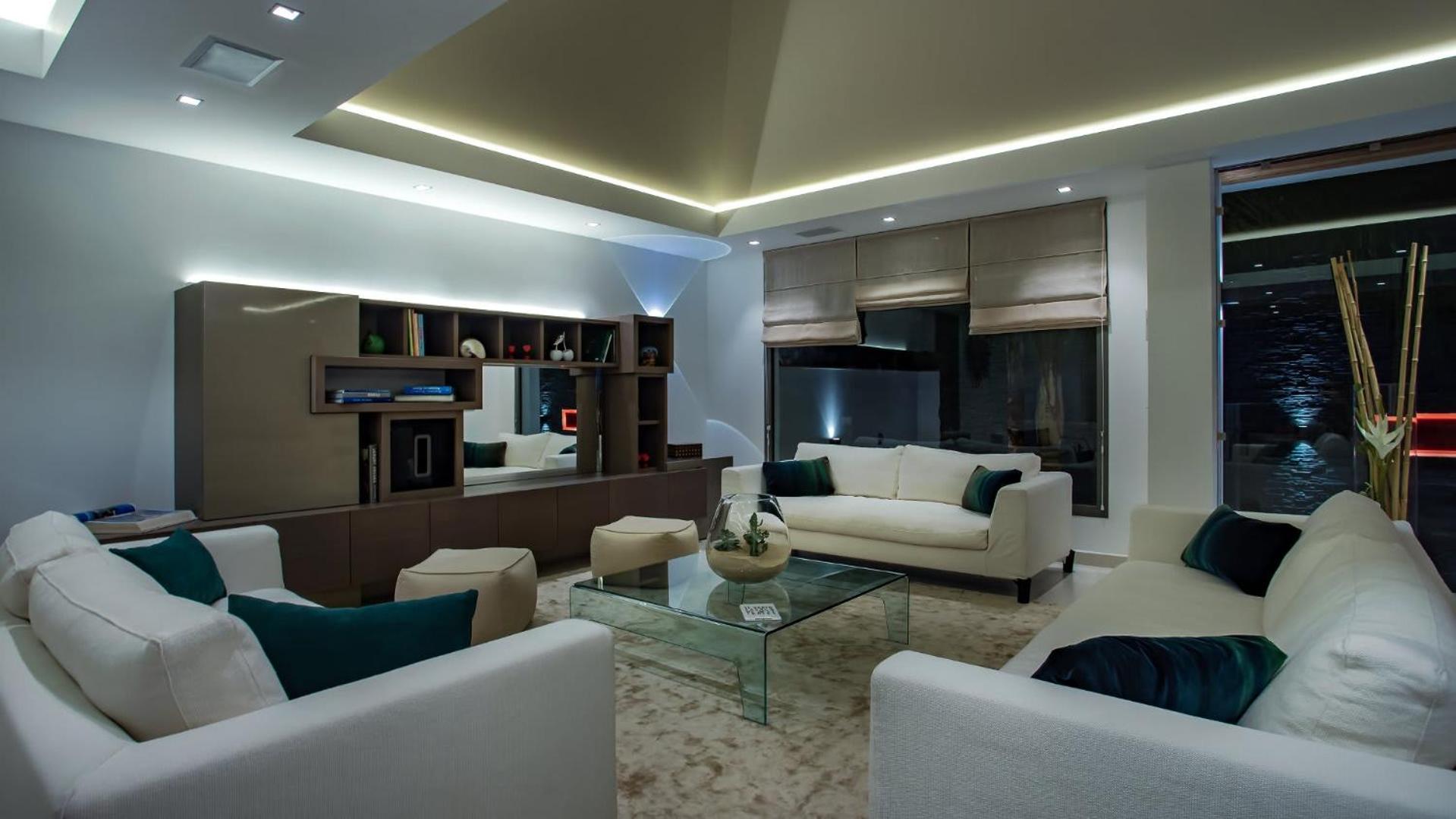 Prestigious Villa with a Splendid View