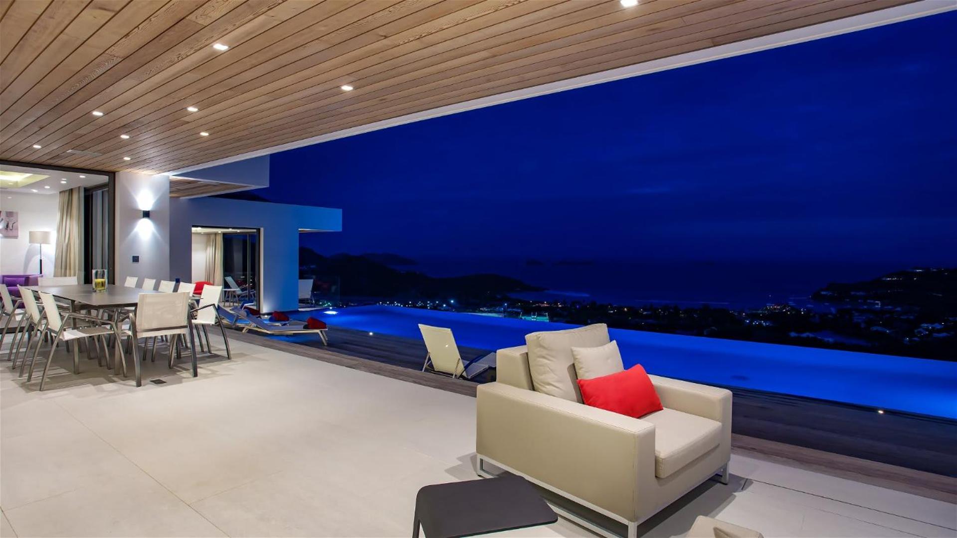 Prestigious Villa with a Splendid View