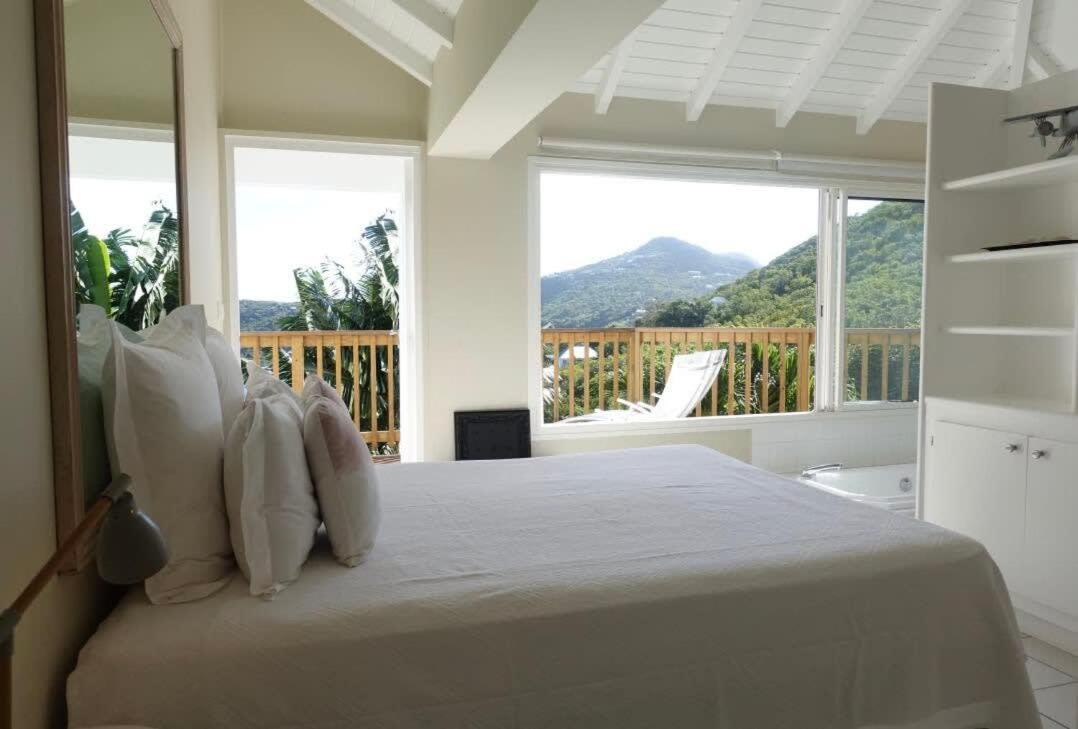 Behold The Sun Villa with Lorient Bay View