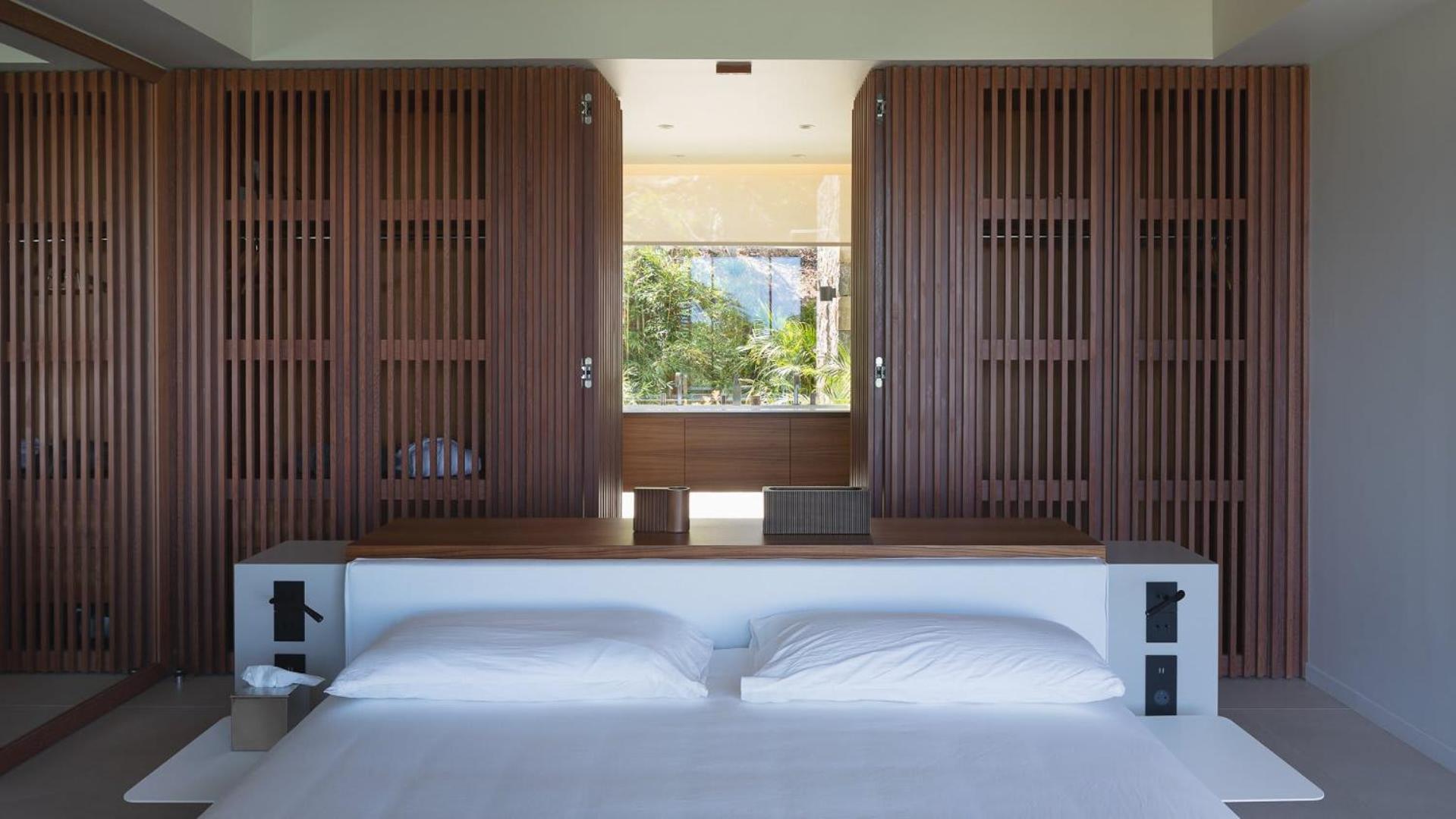 Spacious Villa with Upscale Amenities