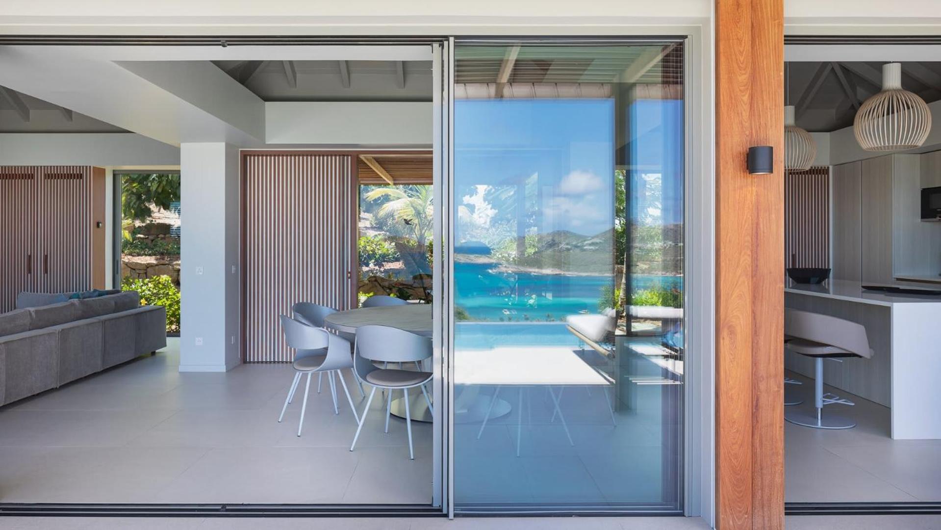 Spacious Villa with Upscale Amenities