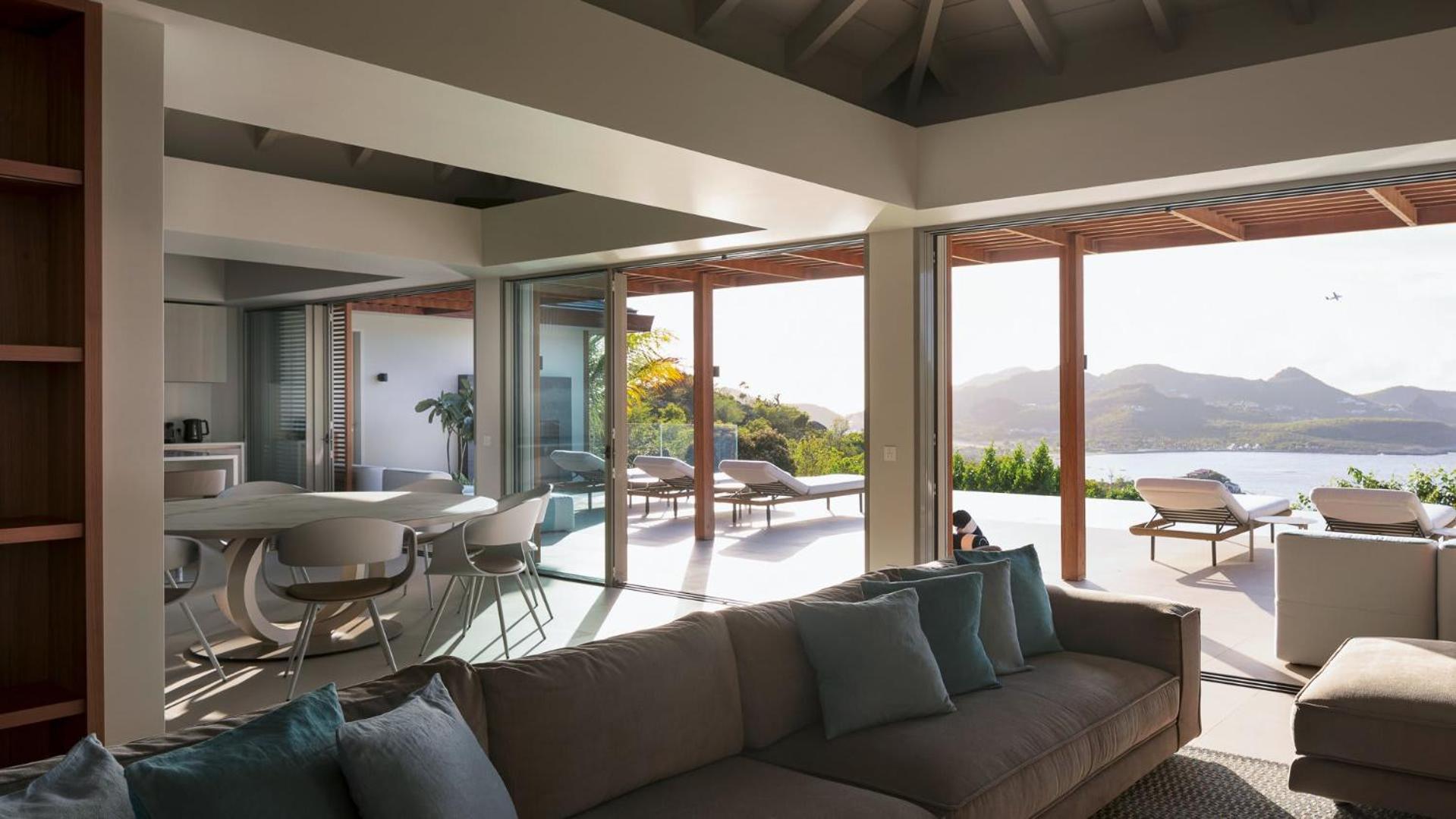 Spacious Villa with Upscale Amenities