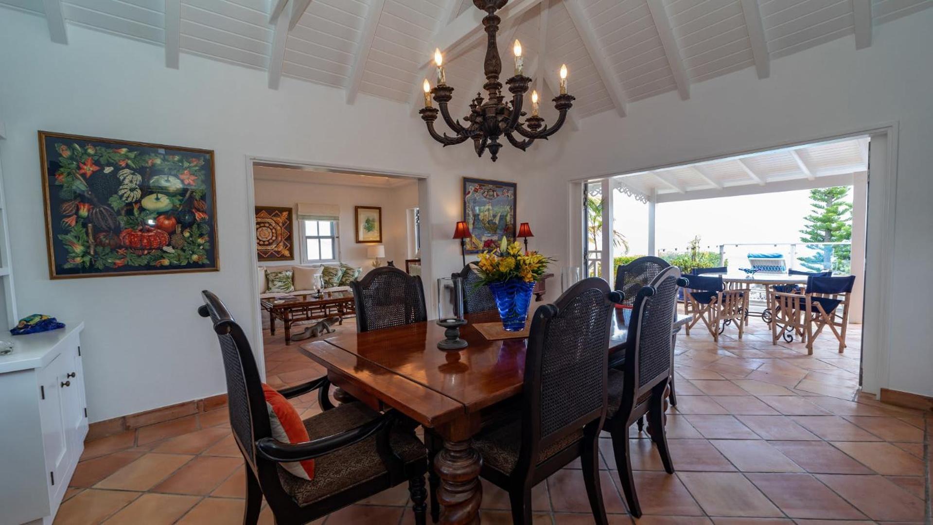 Superb Villa with Colonial Style