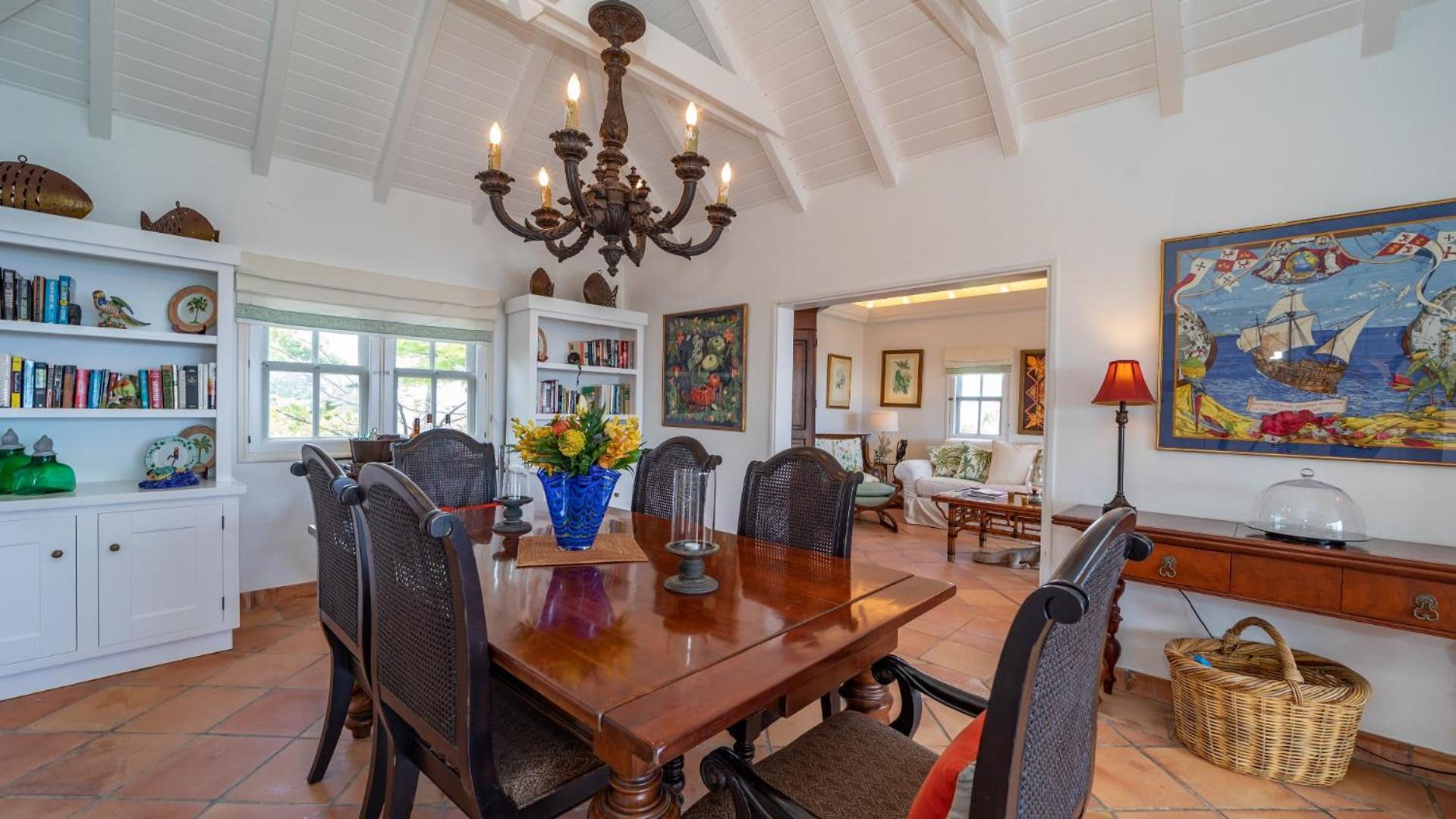 Superb Villa with Colonial Style