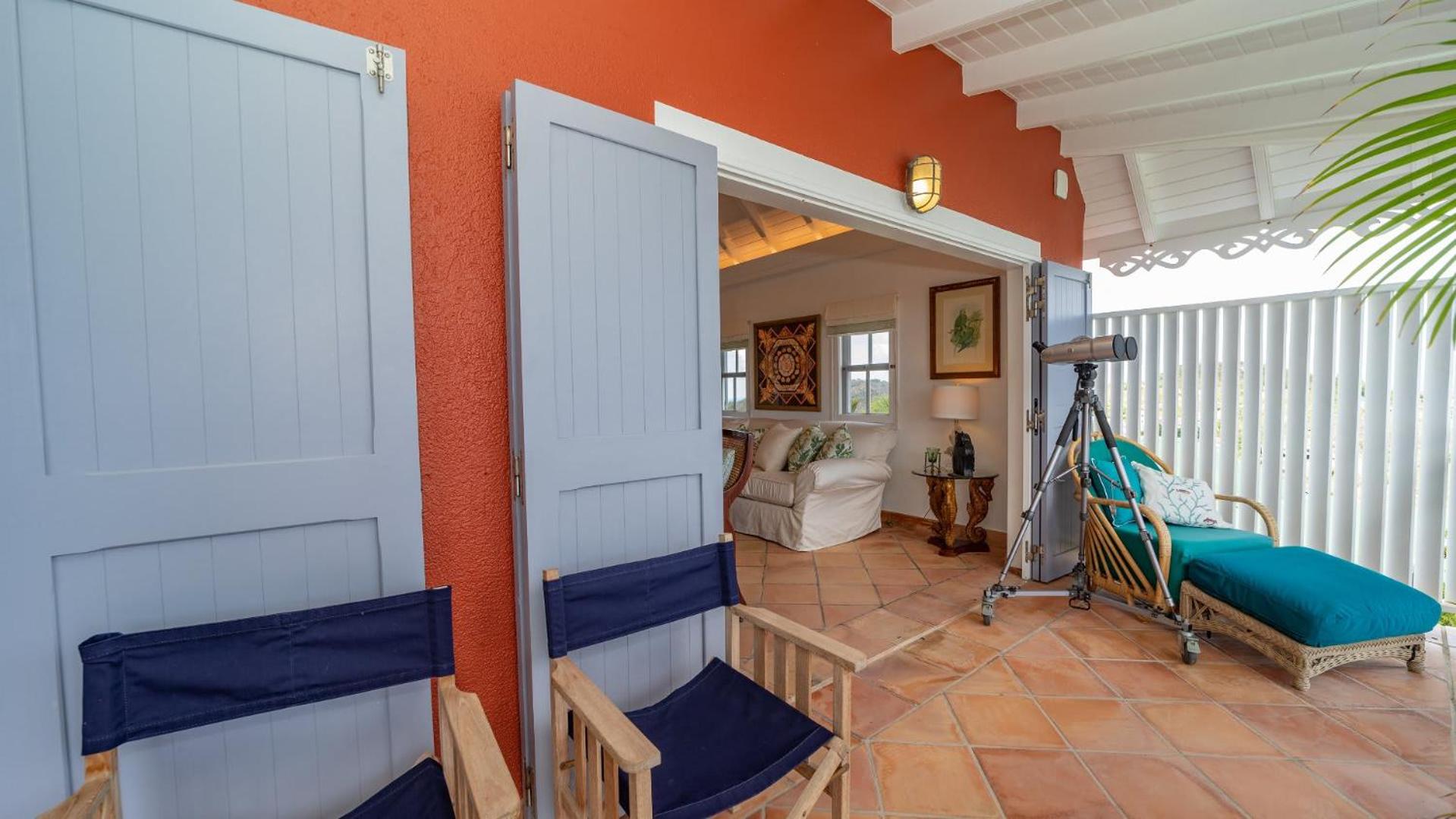 Superb Villa with Colonial Style