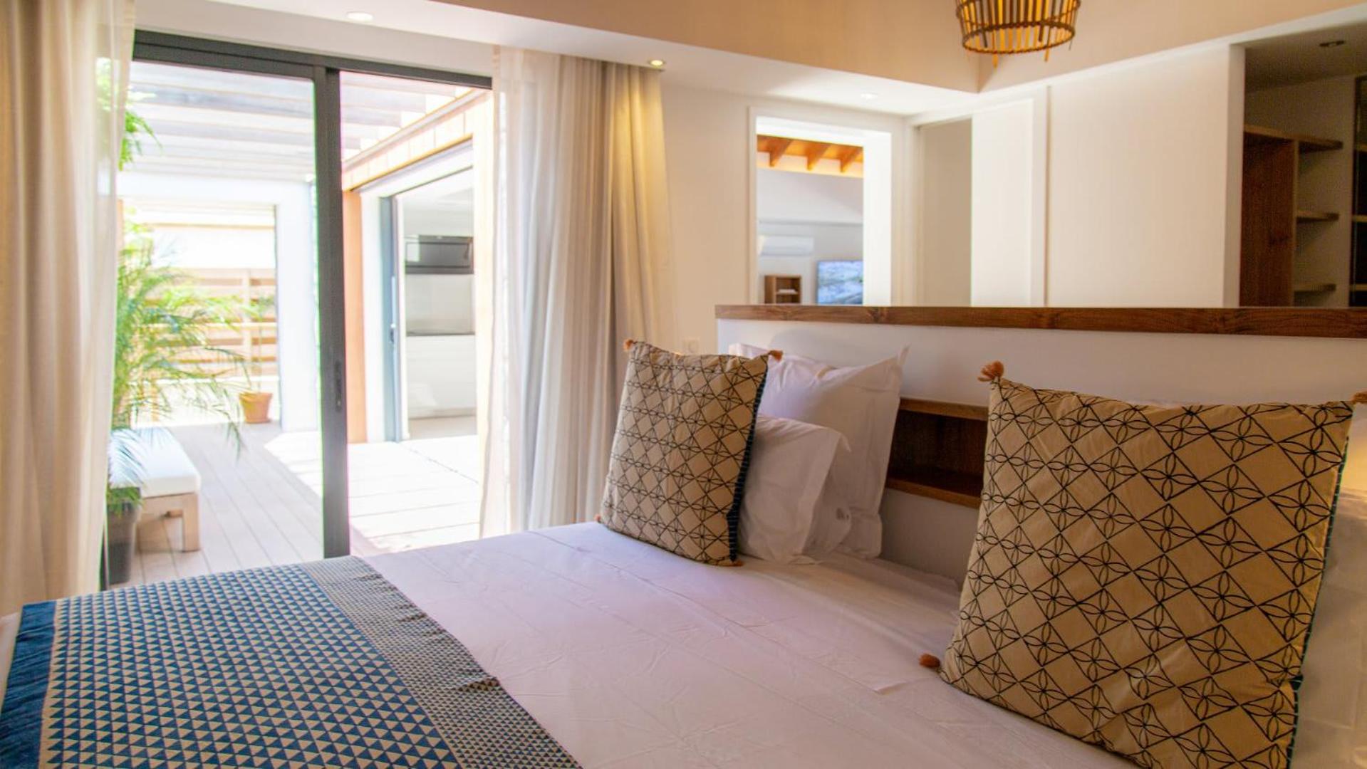Beachfront Villa Furnished with Utmost Comfort