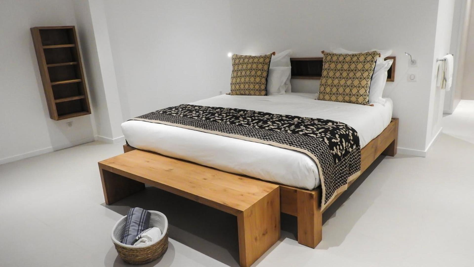 Beachfront Villa Furnished with Utmost Comfort