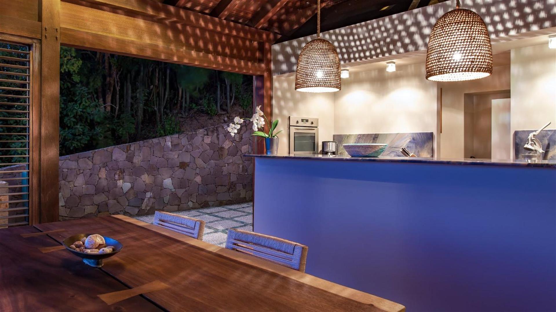 Panoramic Villa with Exotic Decor