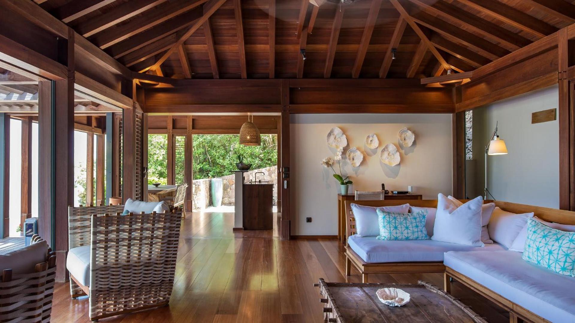 Panoramic Villa with Exotic Decor