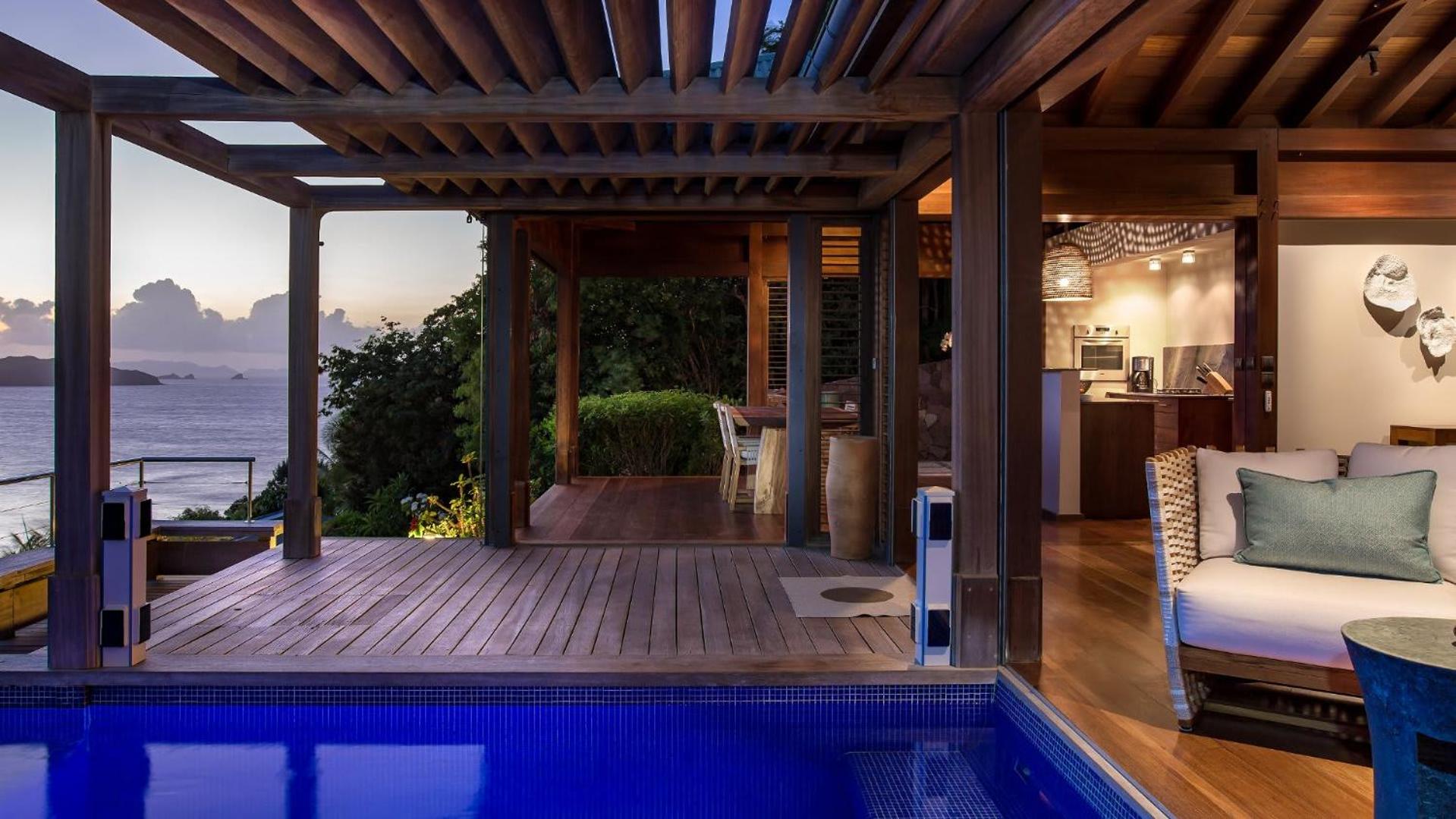 Panoramic Villa with Exotic Decor