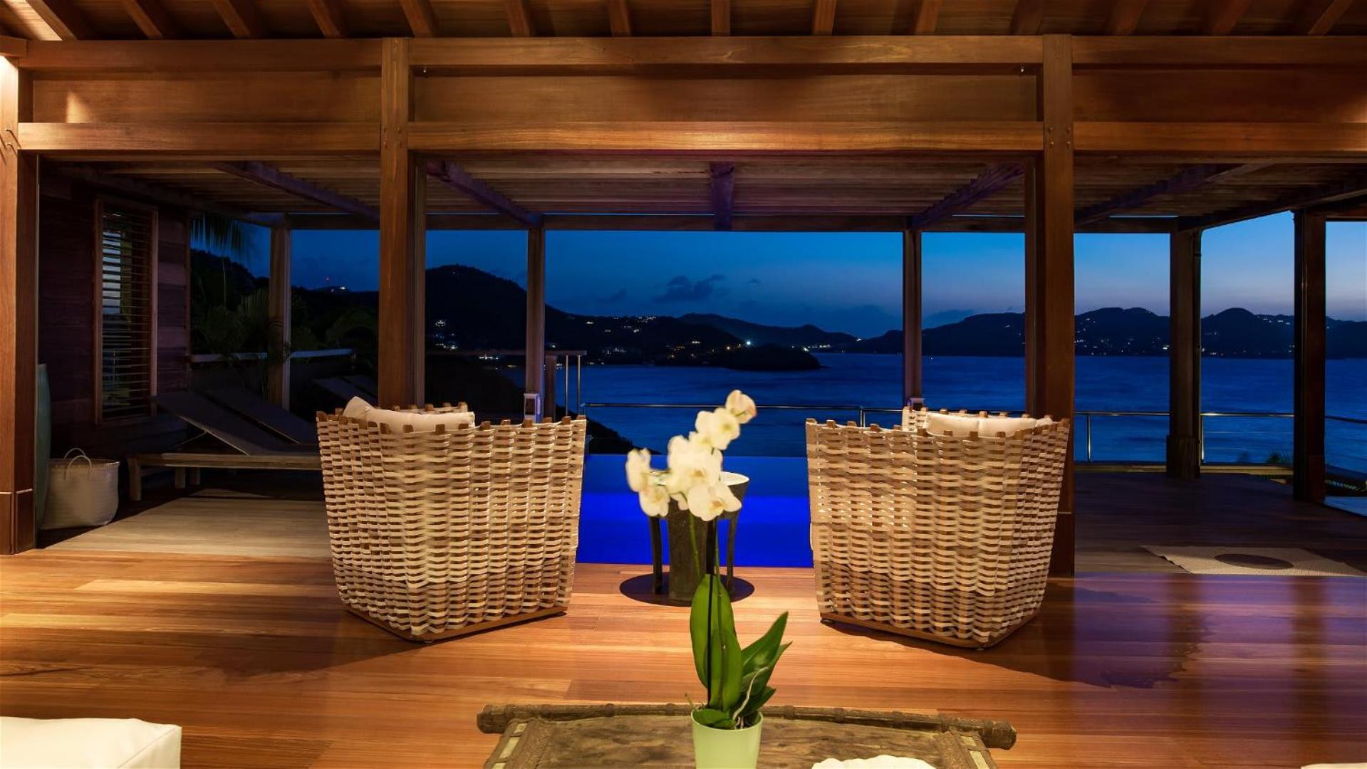 Panoramic Villa with Exotic Decor