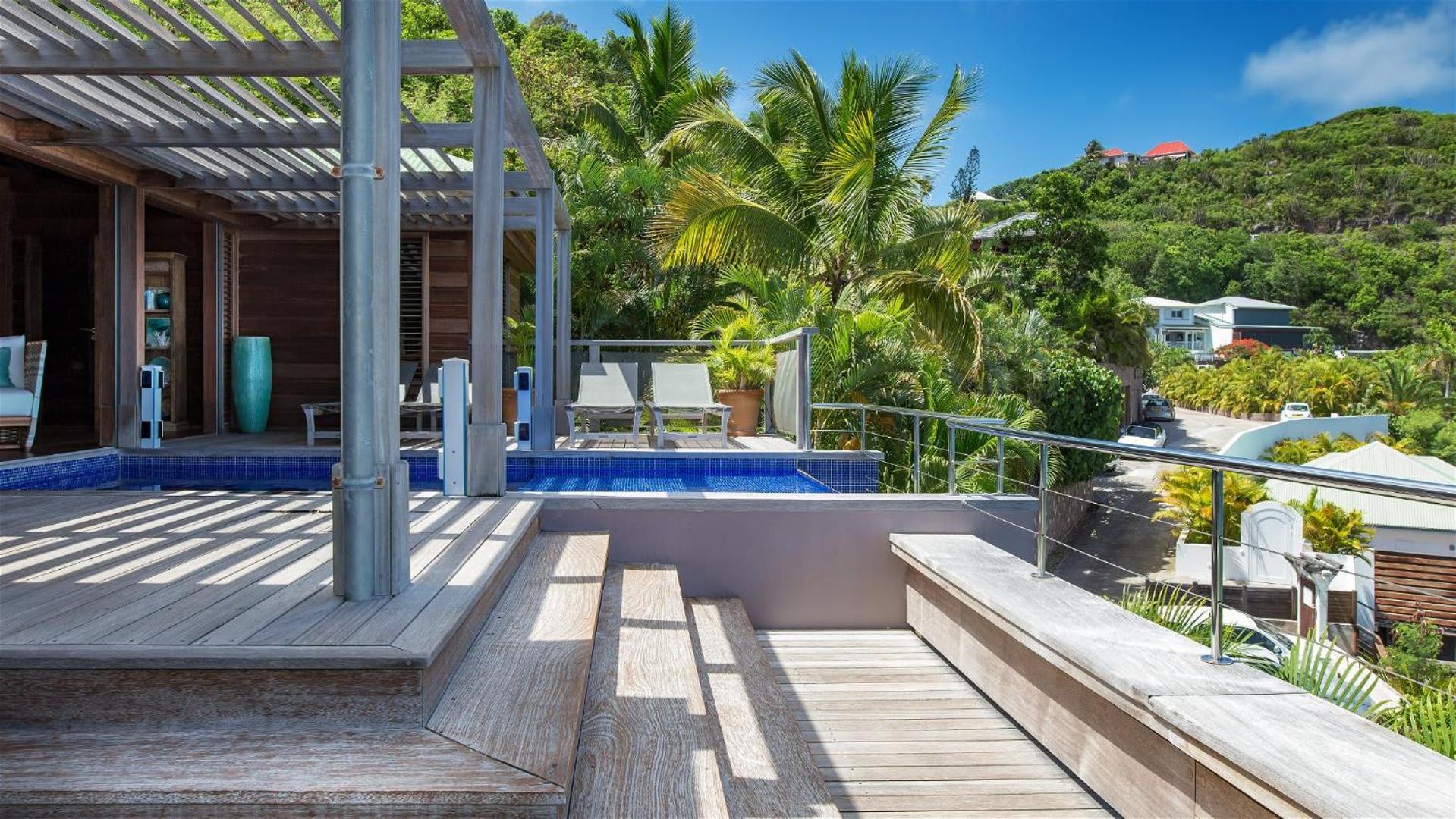 Panoramic Villa with Exotic Decor