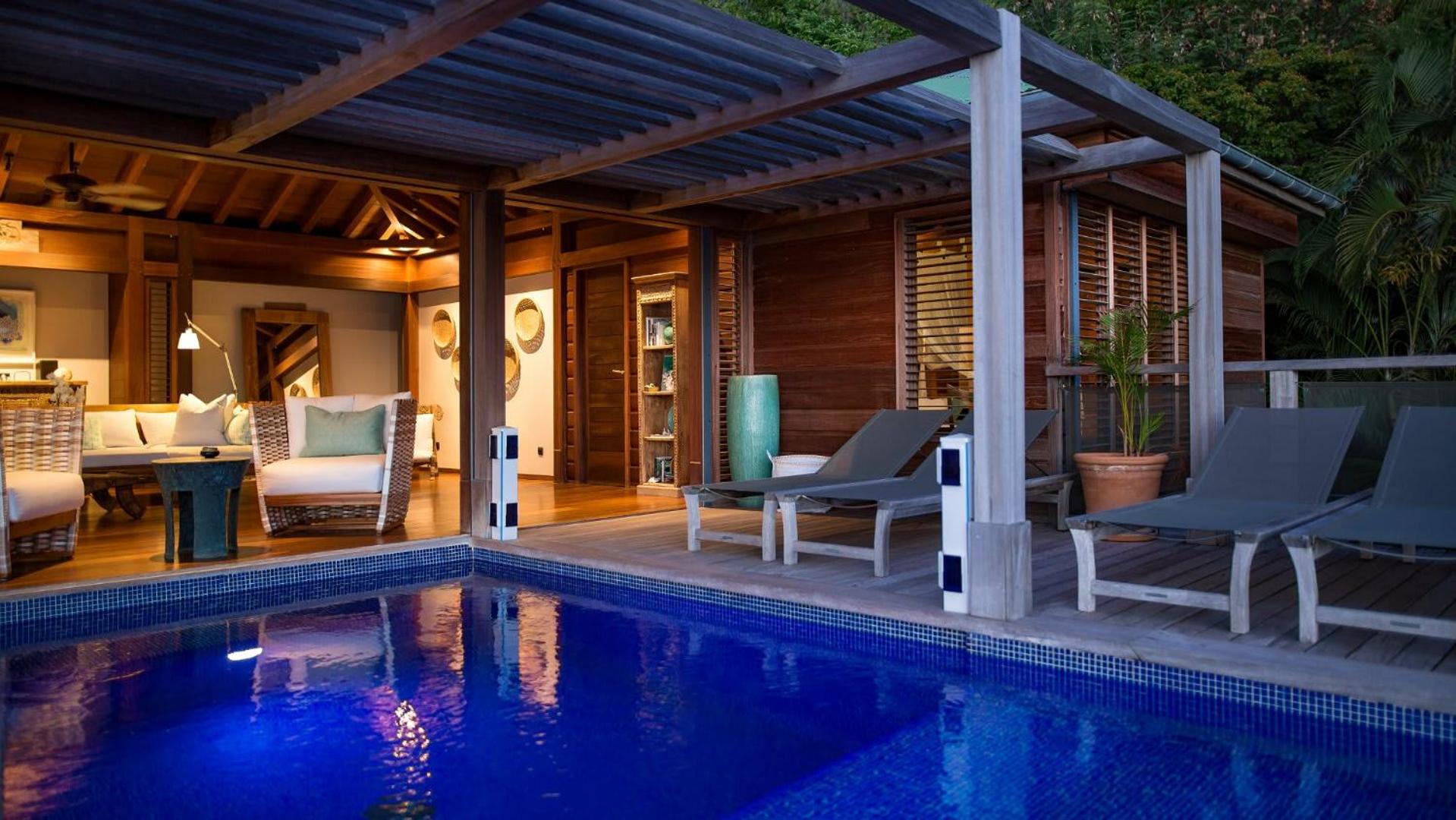 Panoramic Villa with Exotic Decor