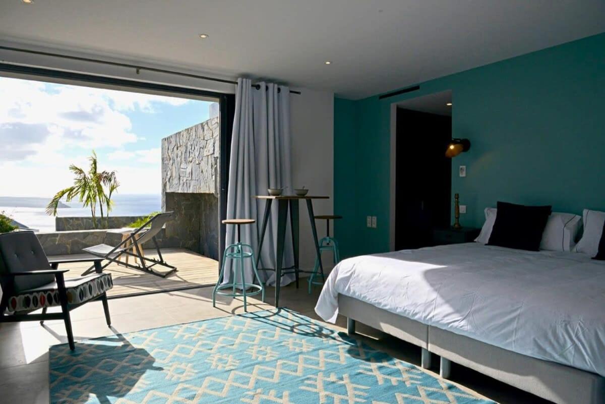 Stylish And Modern Villa With Spectacular Fine Sunset