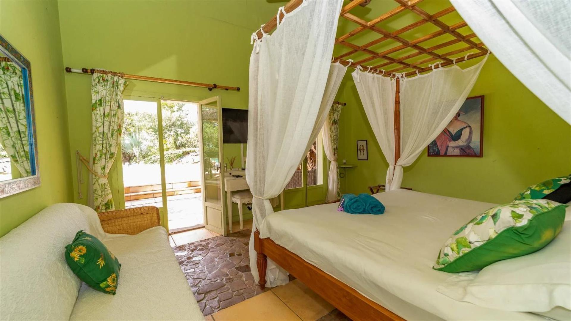 Perfect Place In The Traditional Caribbean Beauty