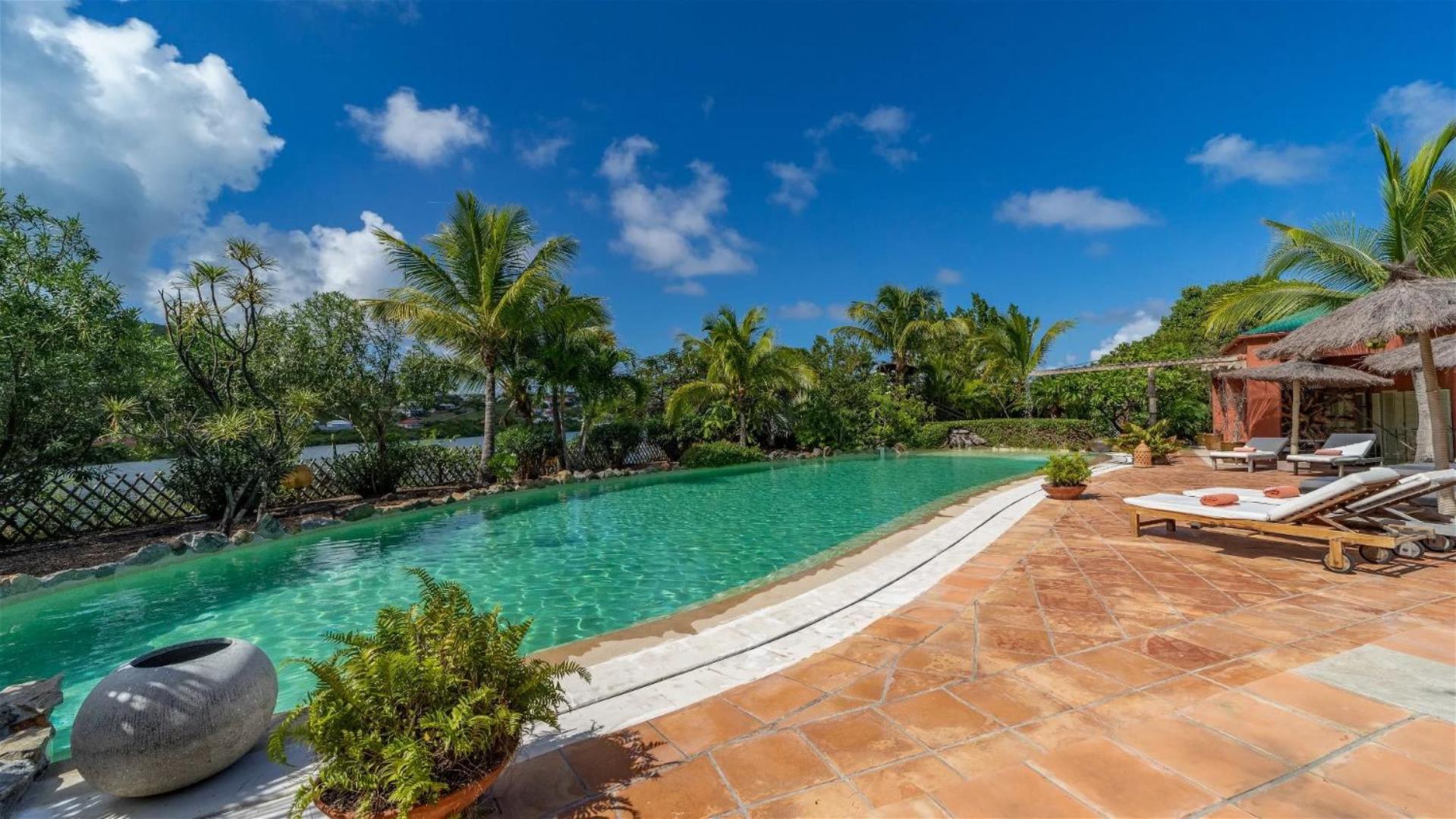Perfect Place In The Traditional Caribbean Beauty