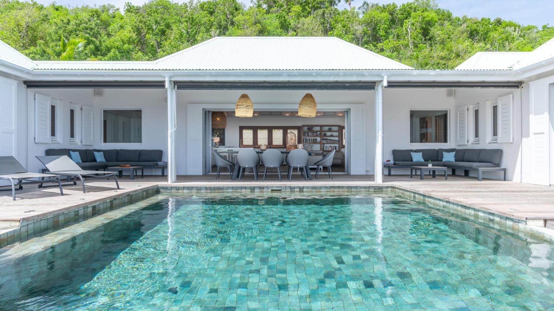 Magnificent Villa with Lush Tropical Setting
