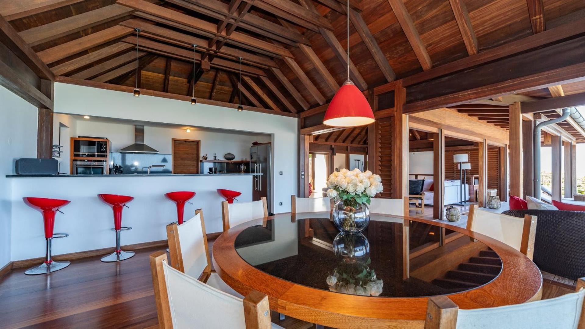 Modern Villa with Asian Influenced Decors