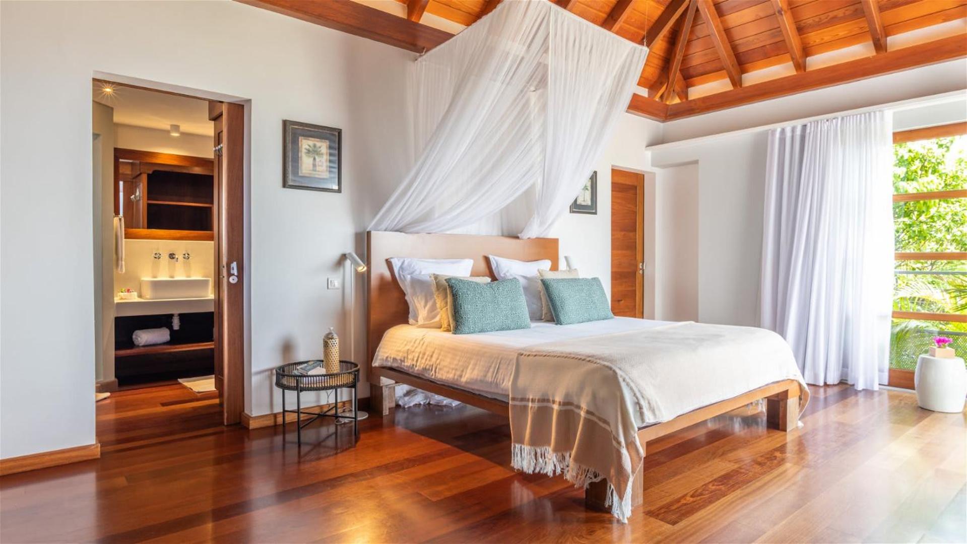 Magnificent Villa with Lush Tropical Setting