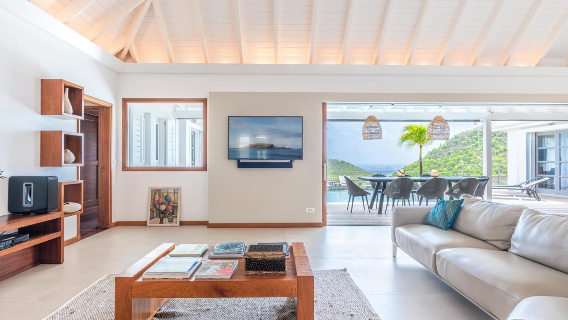 Magnificent Villa with Lush Tropical Setting