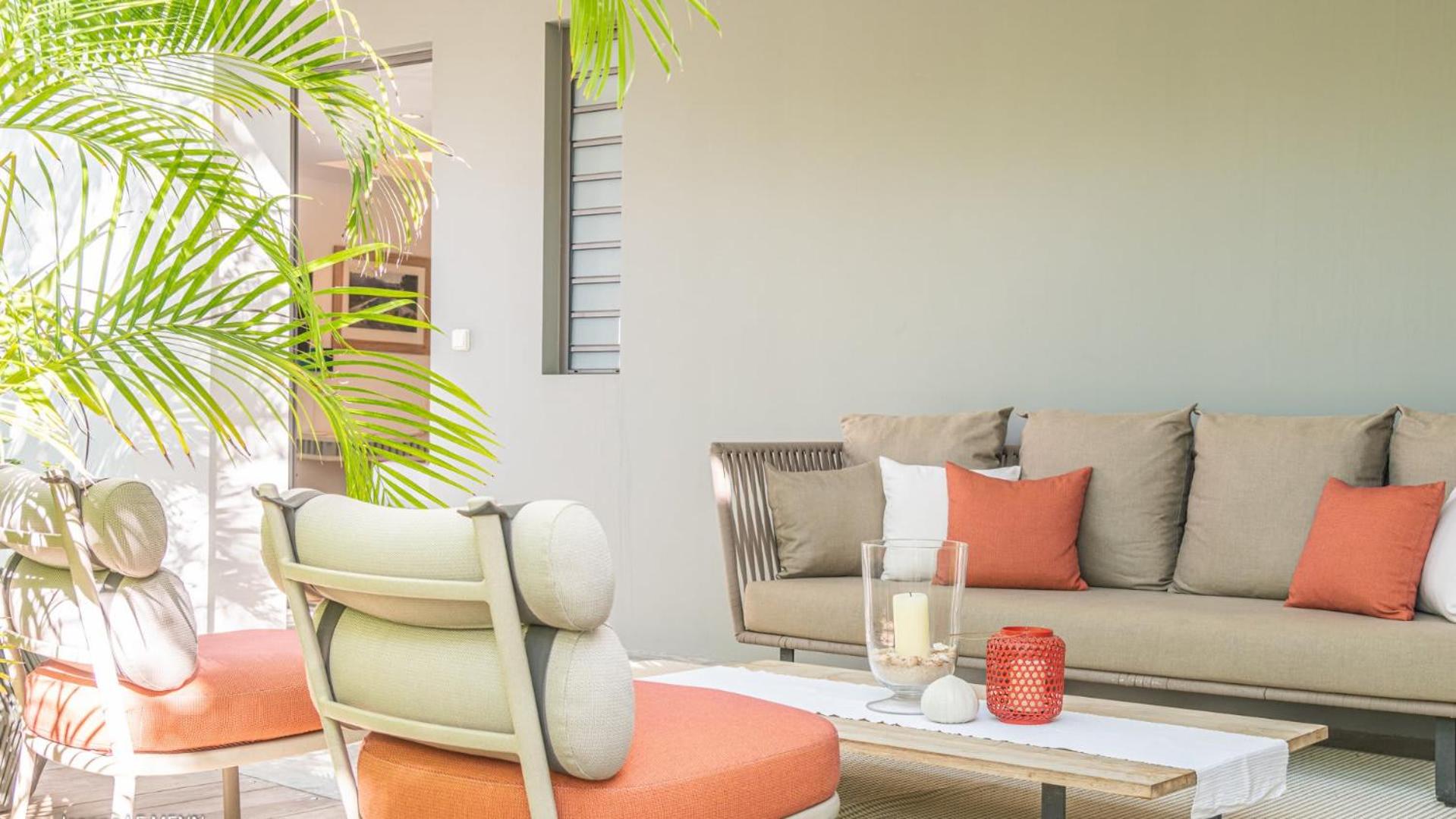 Outstanding Villa with Sophisticated Design