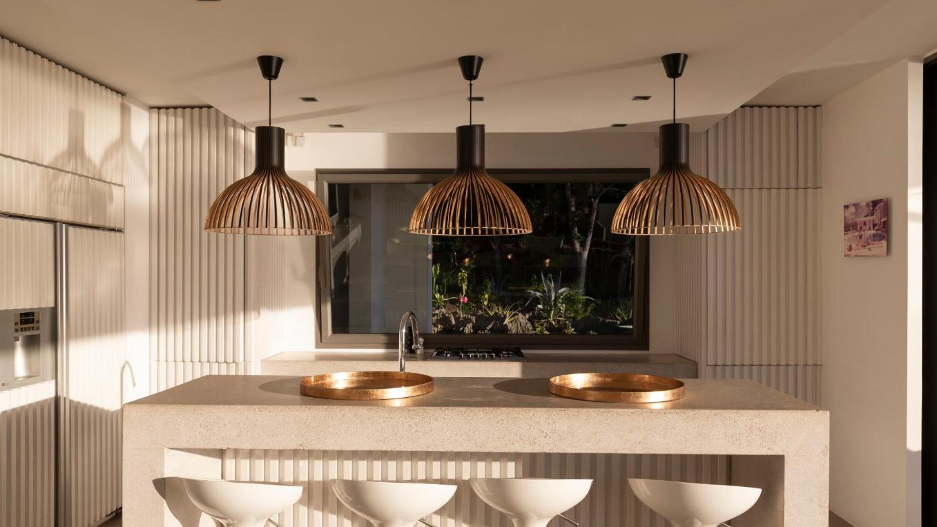 Outstanding Villa with Sophisticated Design