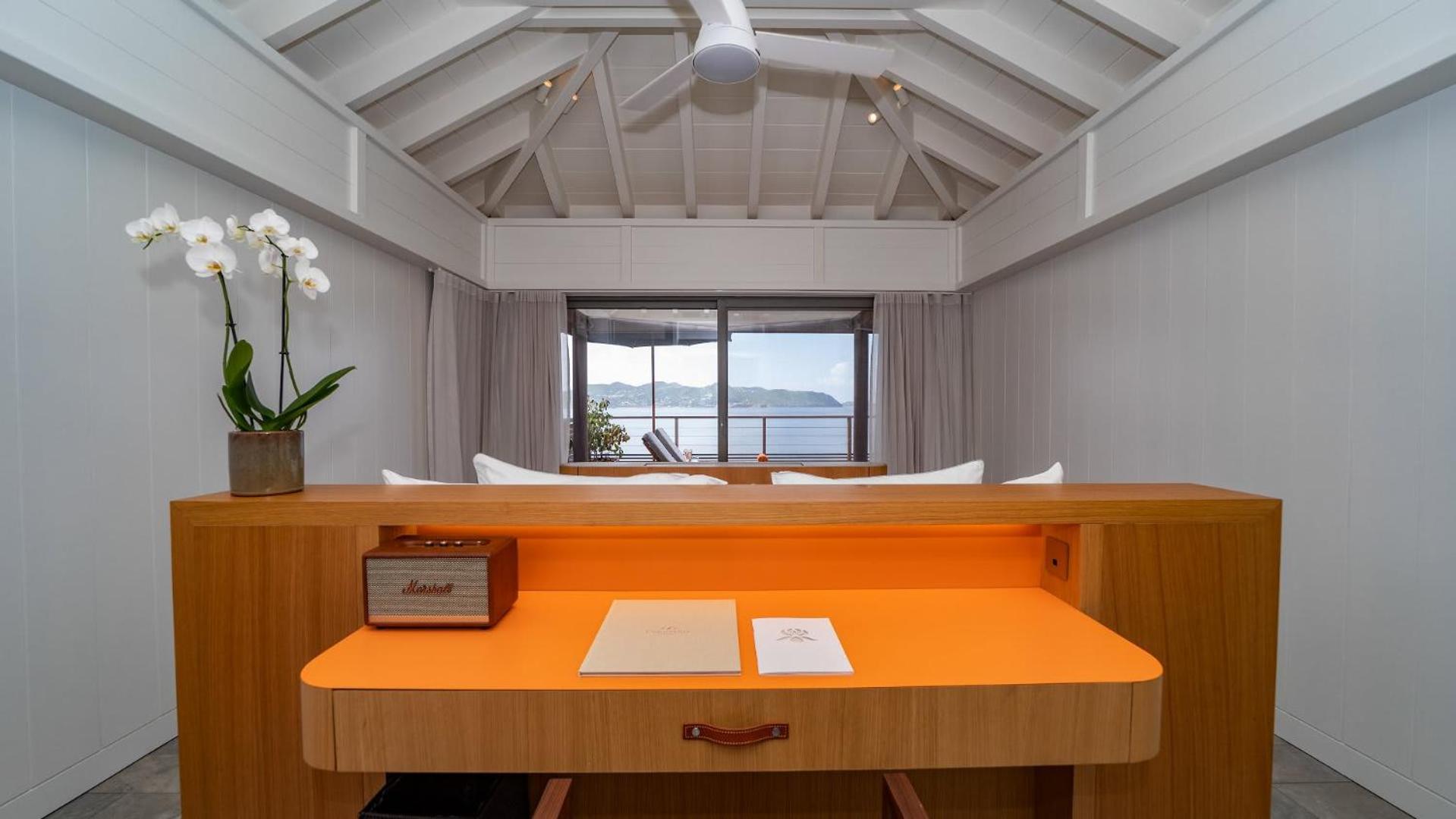Luxurious Villa with an Ideal Location