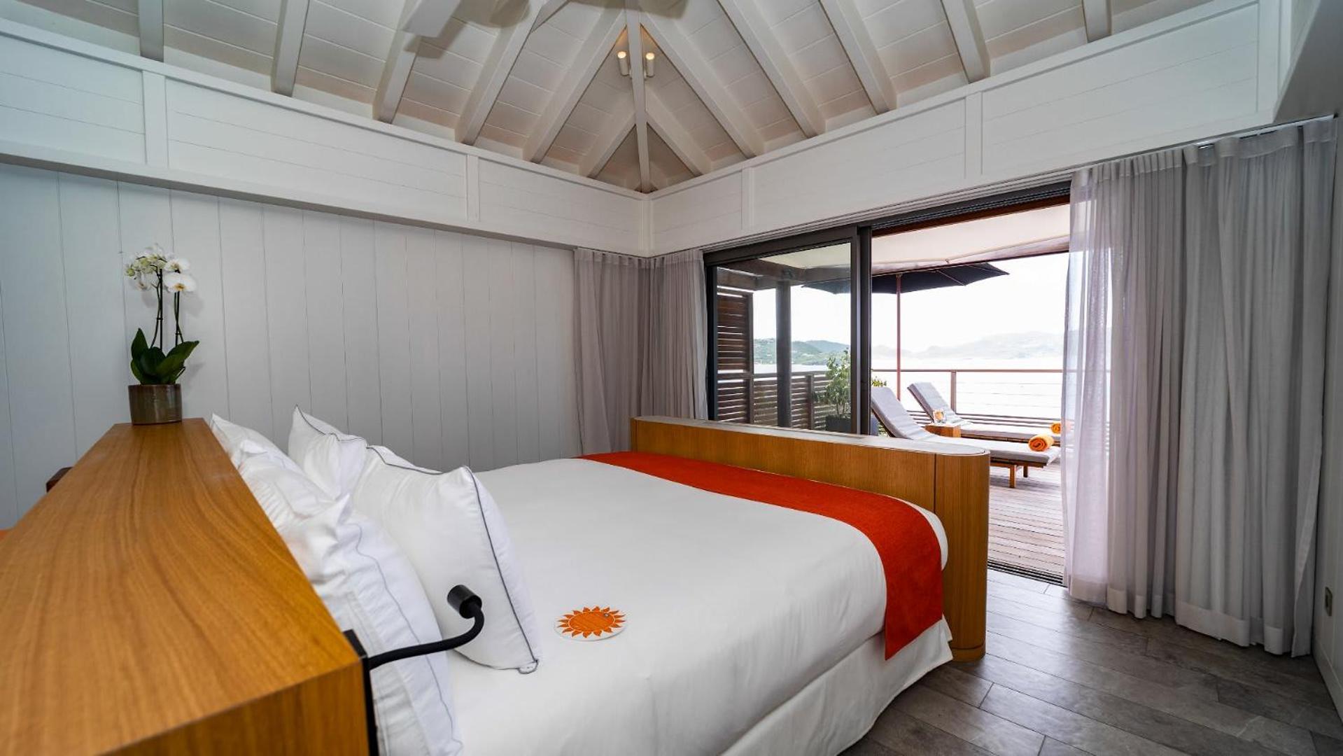 Luxurious Villa with an Ideal Location