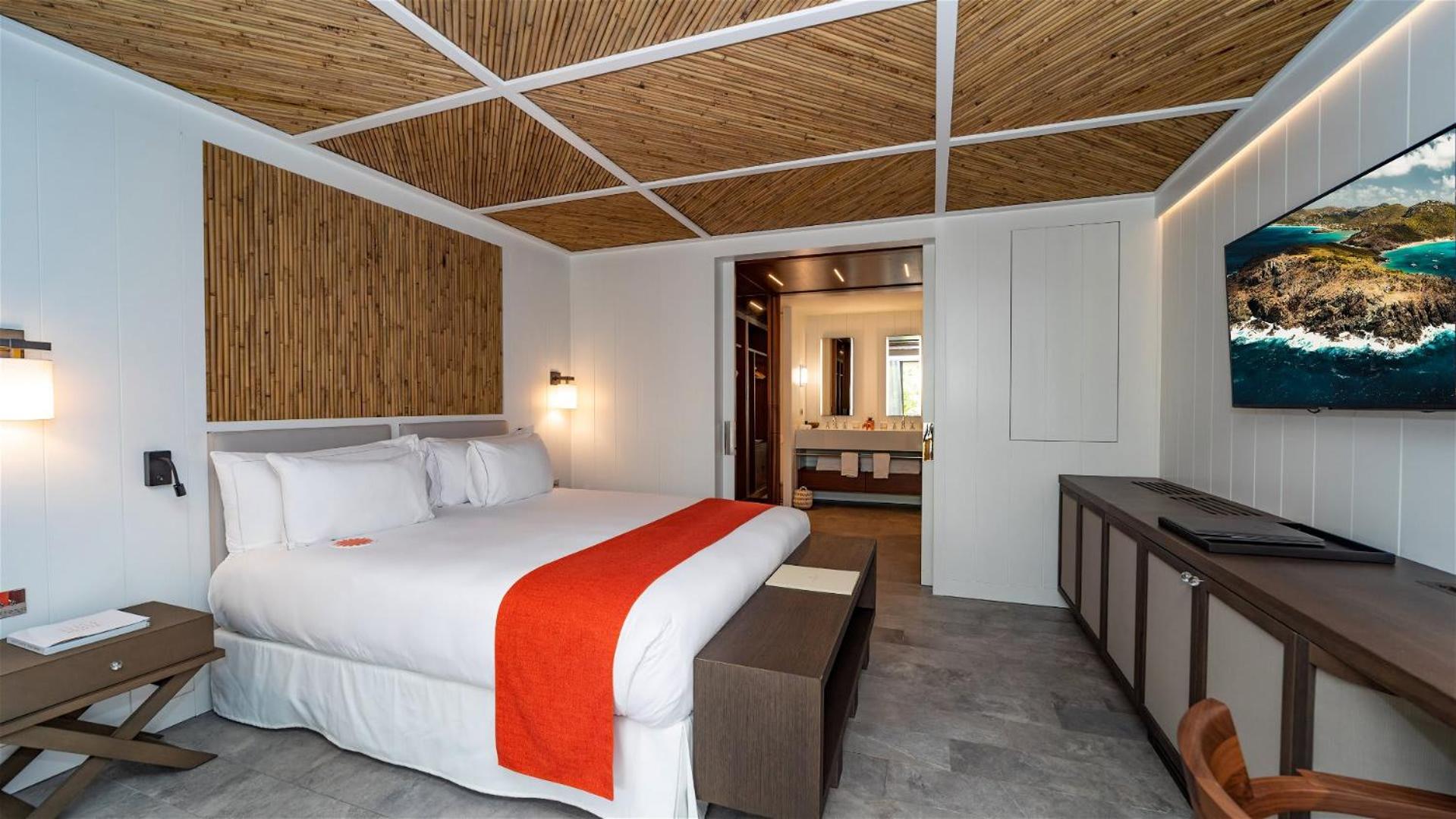 Luxurious Villa with an Ideal Location