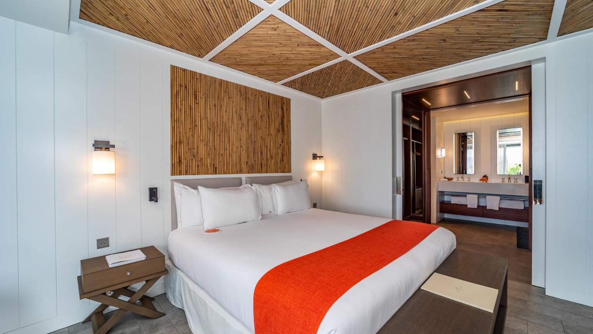 Luxurious Villa with an Ideal Location