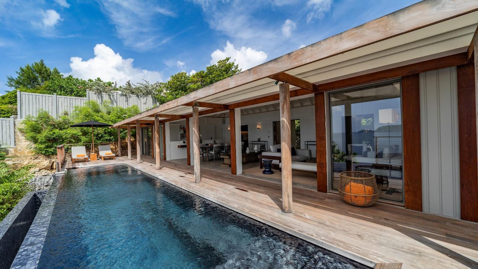 Luxurious Villa with an Ideal Location