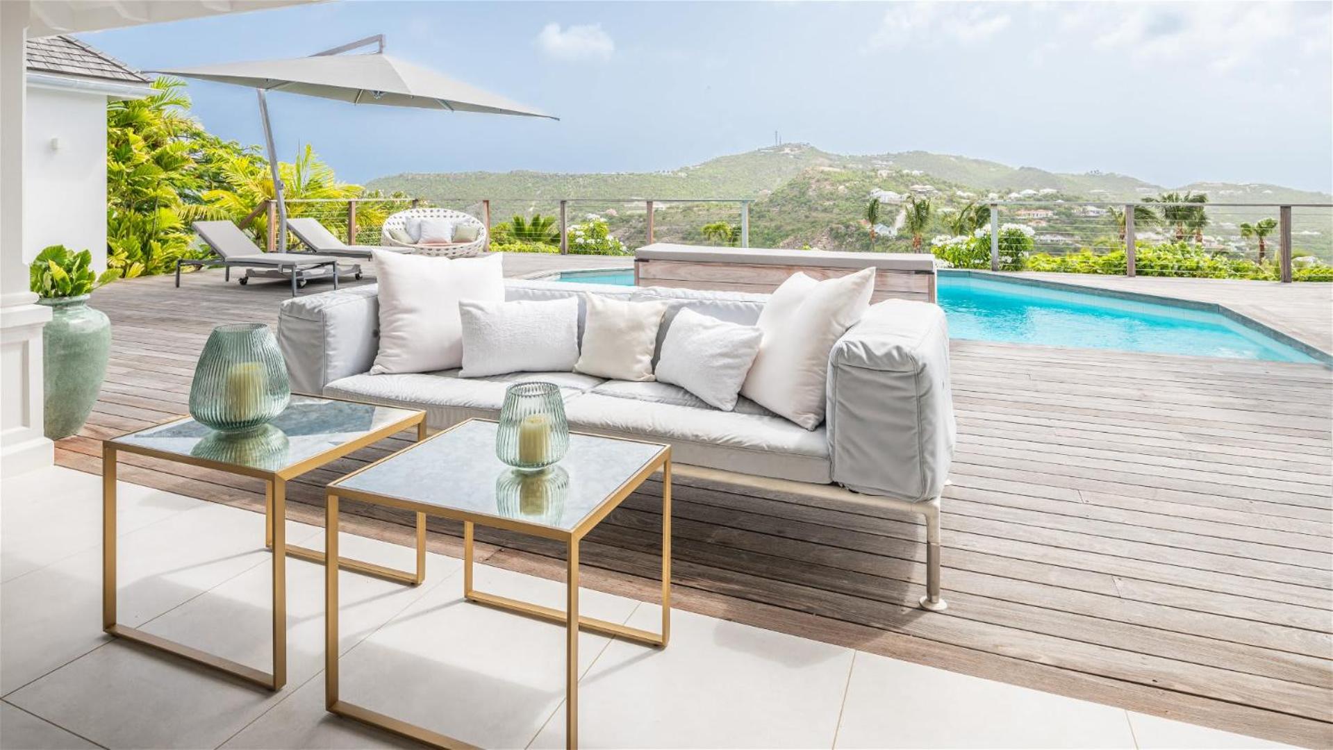 Peaceful villa with tropical surroundings