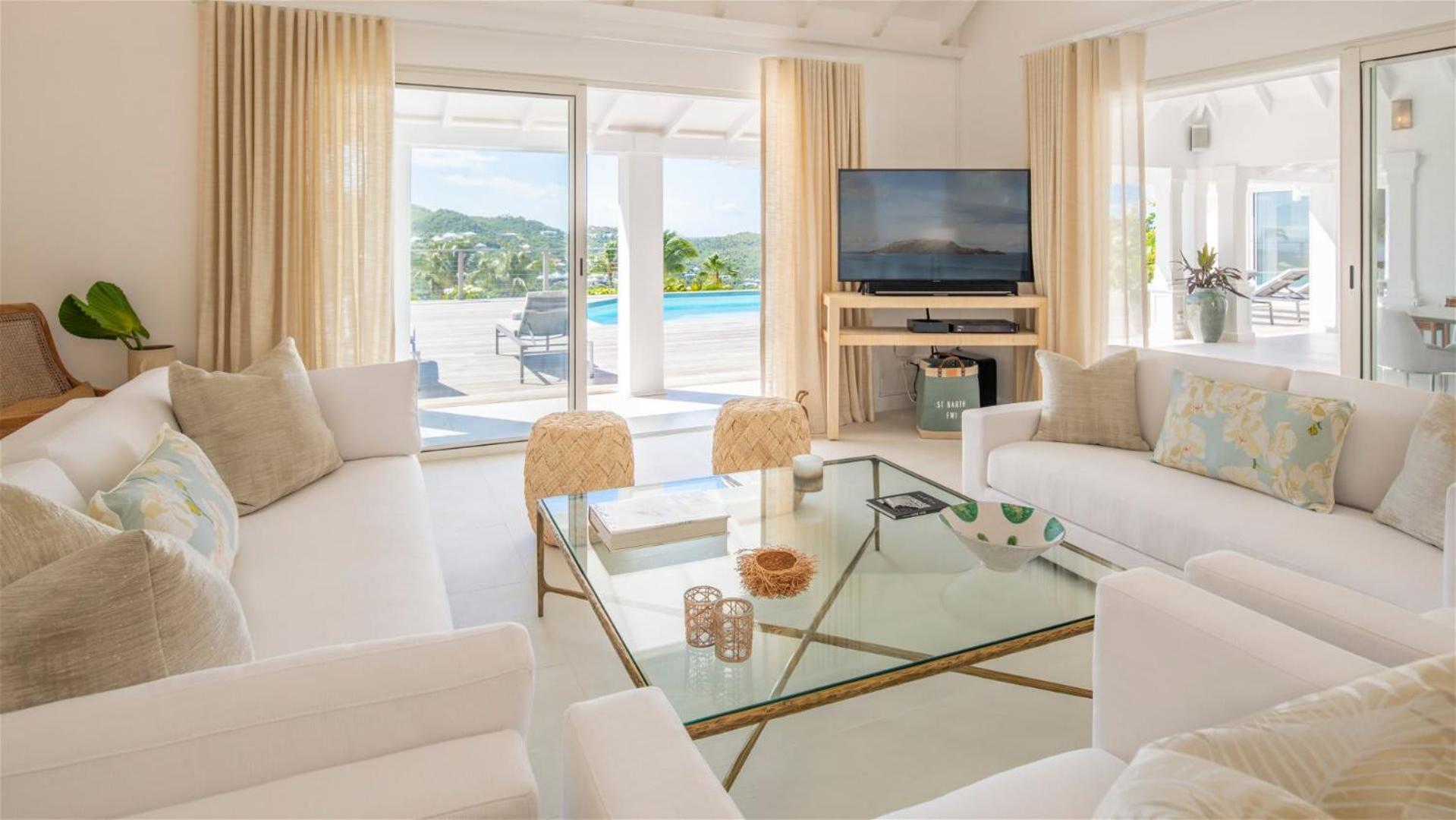 Peaceful villa with tropical surroundings