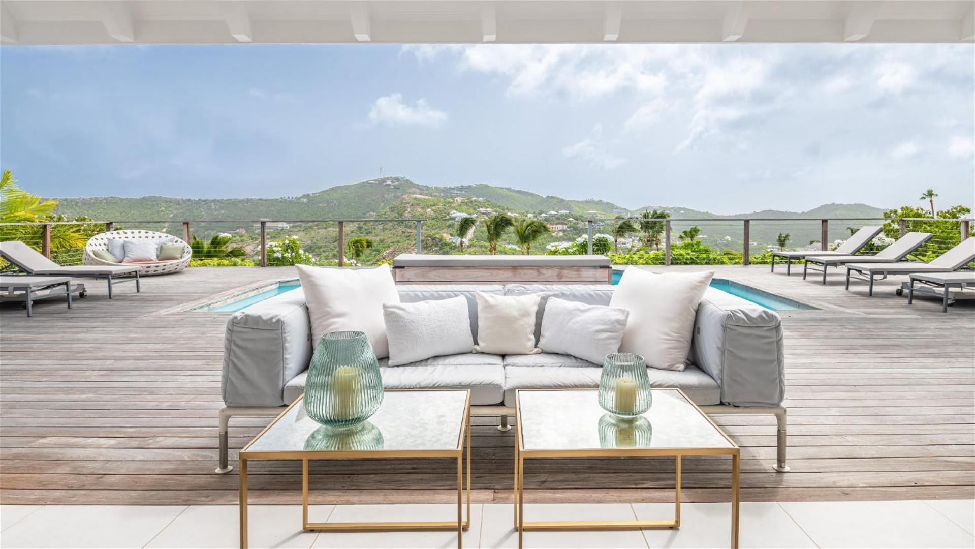 Peaceful villa with tropical surroundings