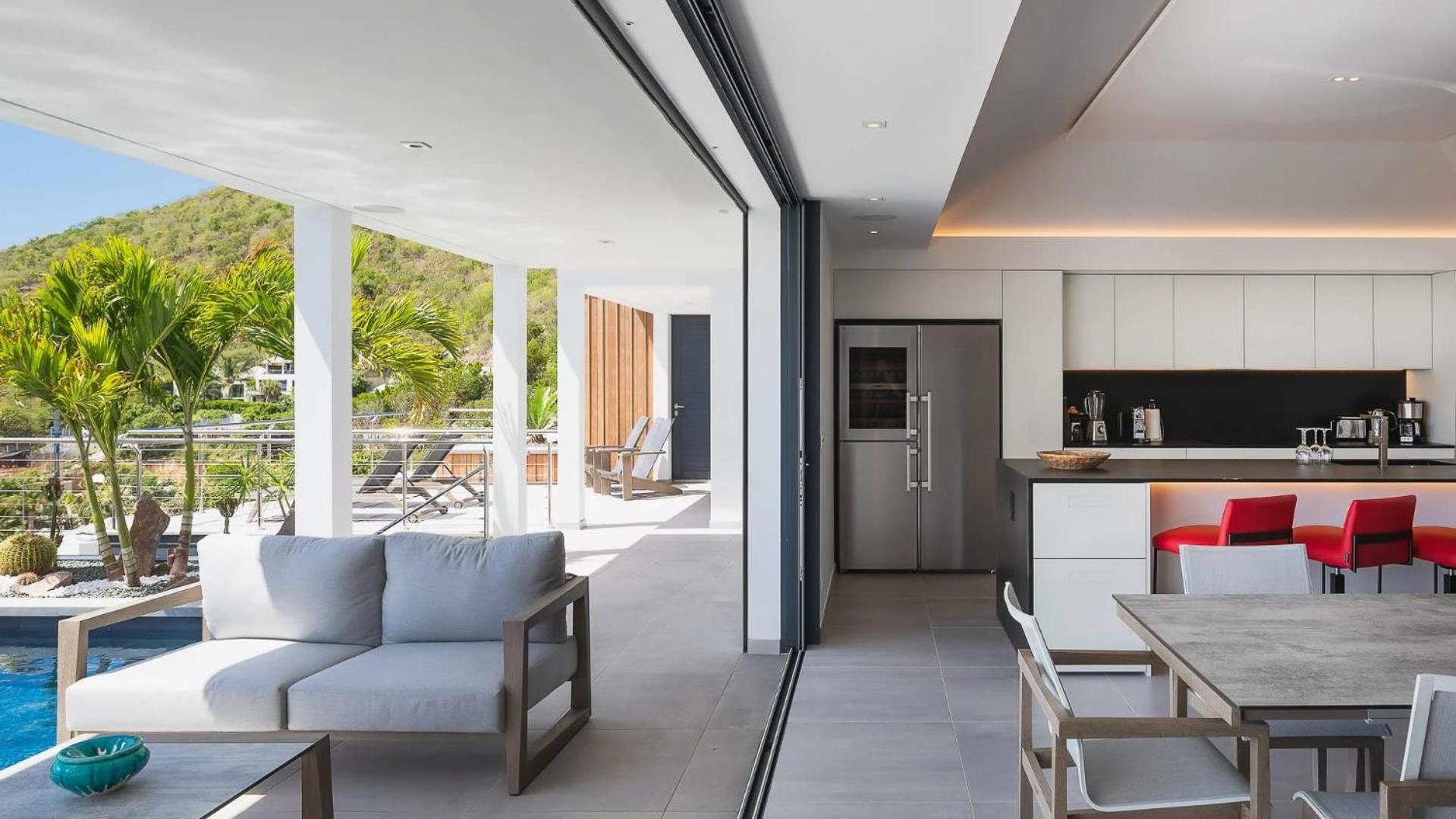 Cozy And Refined Villa For Six Guests In St-barths