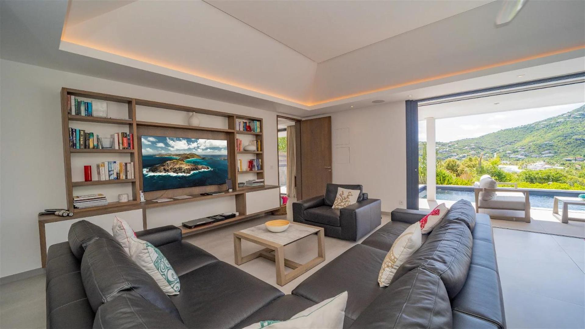Cozy And Refined Villa For Six Guests In St-barths