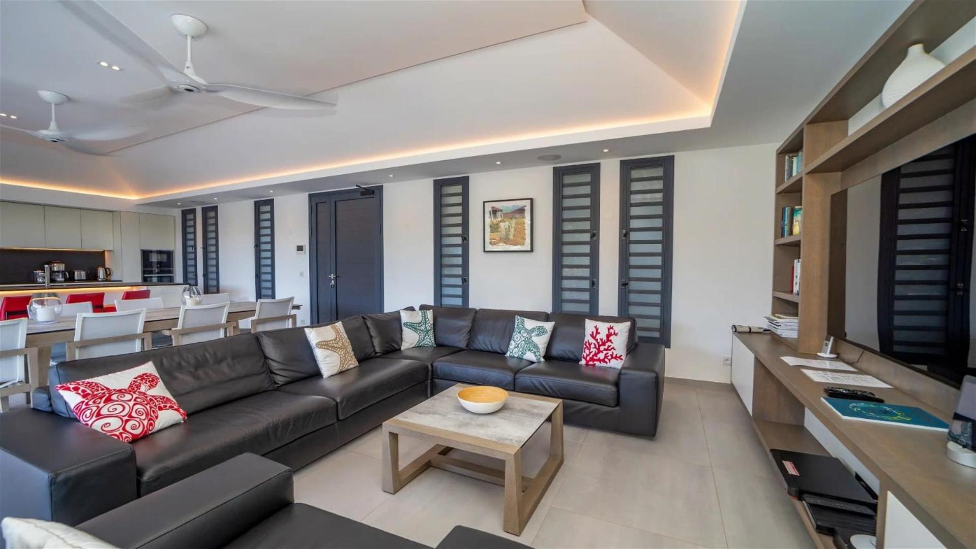 Cozy And Refined Villa For Six Guests In St-barths