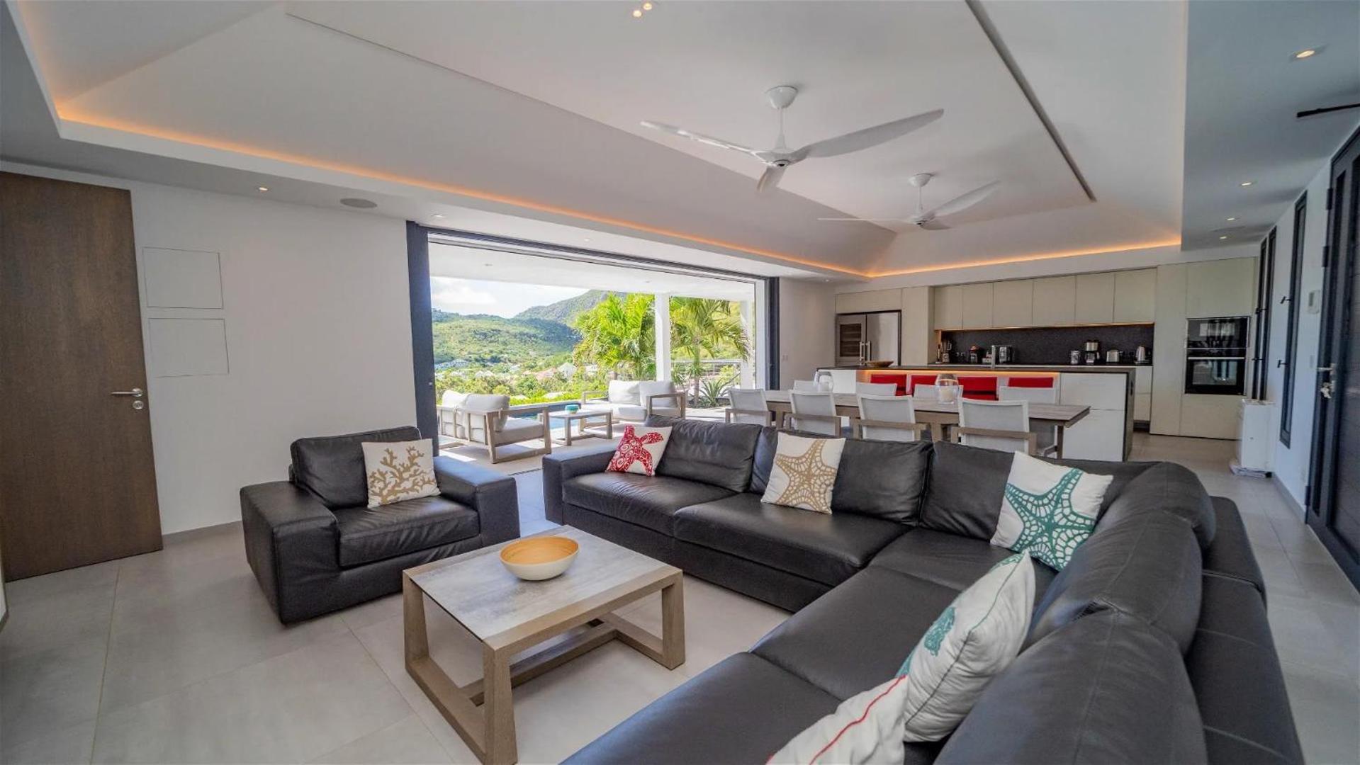 Cozy And Refined Villa For Six Guests In St-barths