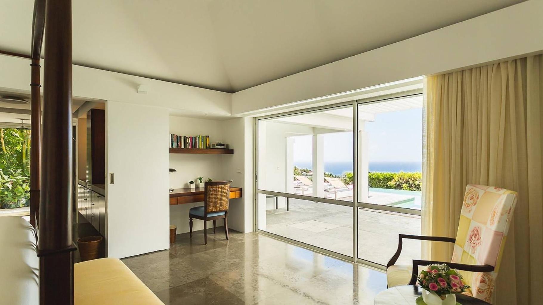 Magnificent villa with exceptional views