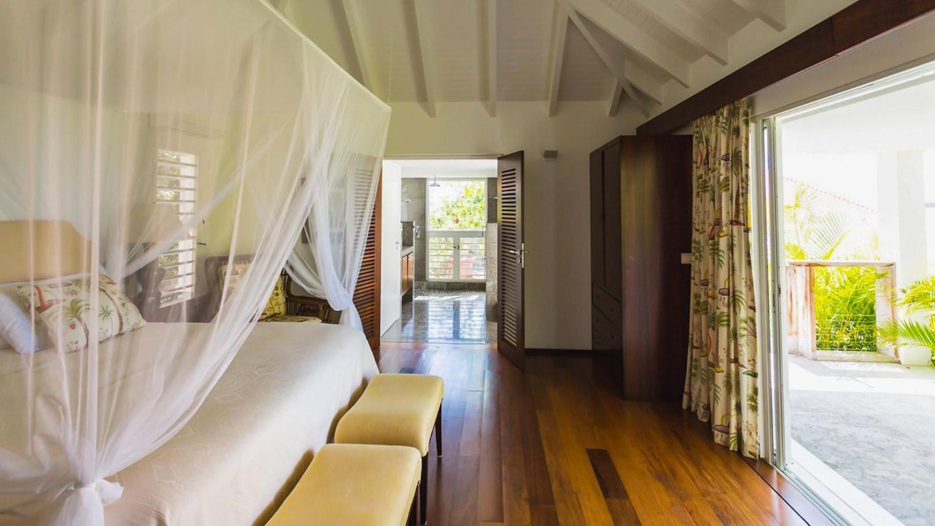 Magnificent villa with exceptional views