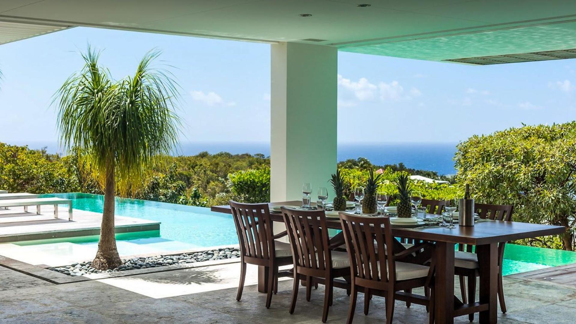 Magnificent villa with exceptional views