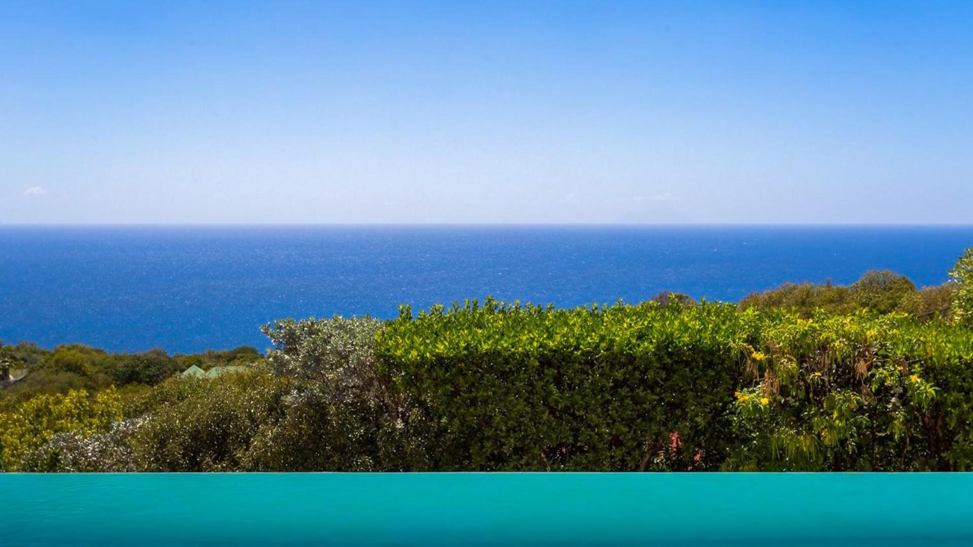 Magnificent villa with exceptional views