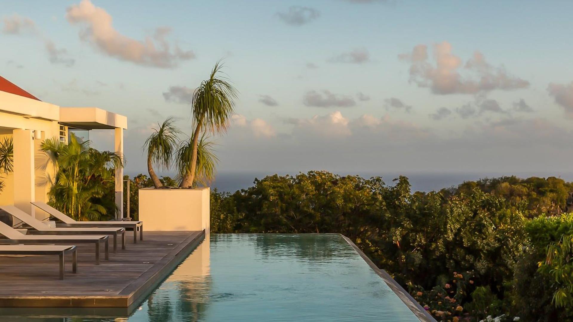 Magnificent villa with exceptional views