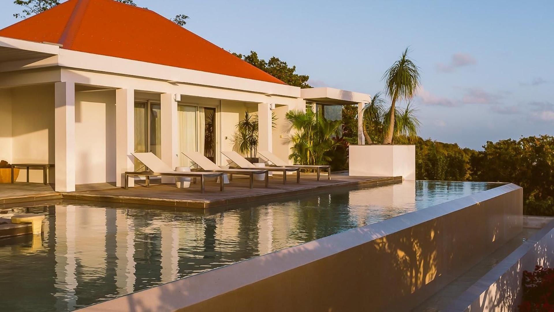 Magnificent villa with exceptional views