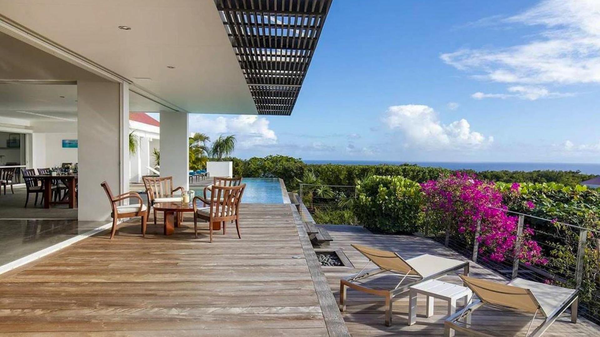 Magnificent villa with exceptional views